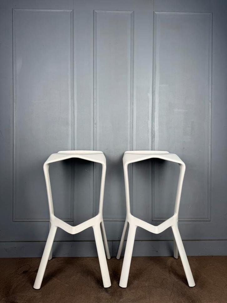 6 Miura Plank stapelbare design krukken, Huis en Inrichting, Stoelen, Zo goed als nieuw, Vijf, Zes of meer stoelen, Kunststof