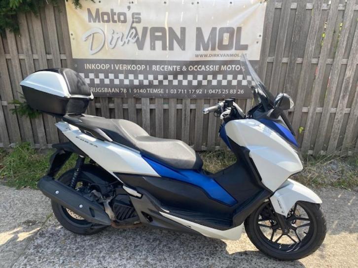 honda forza 125 abs bj 2015 zeer goede staat + opties, Motoren, Motoren | Honda, Bedrijf, Scooter, meer dan 35 kW, 1 cilinder