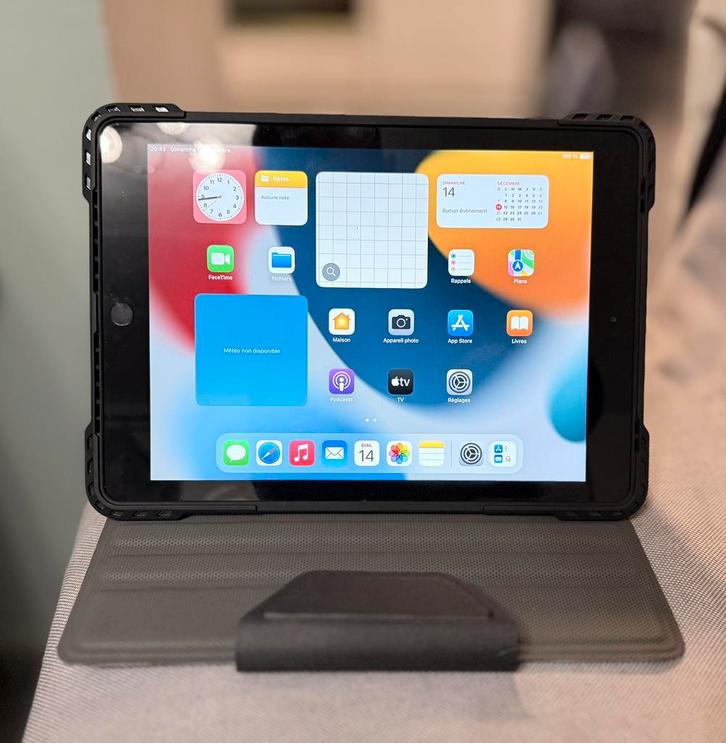 iPad Apple – 6e génération, Informatique & Logiciels, Apple iPad Tablettes, Comme neuf, Wi-Fi, Enlèvement ou Envoi