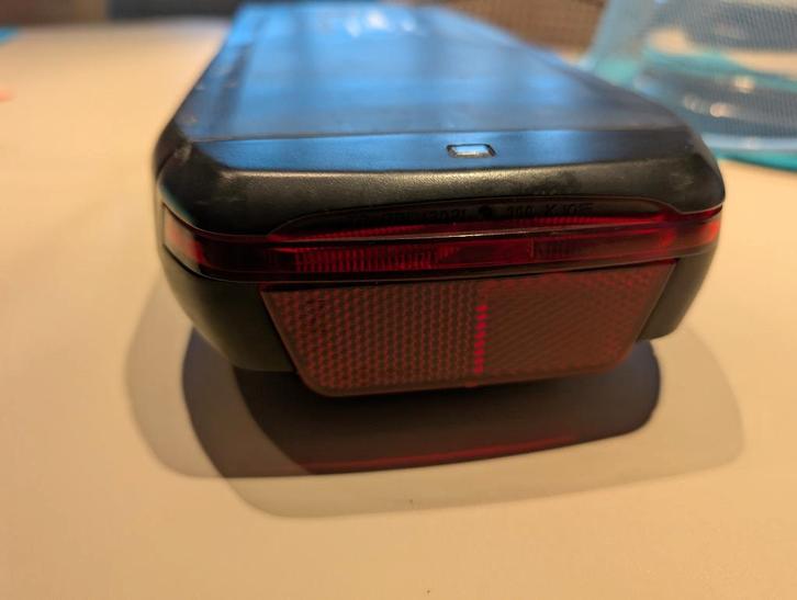 fietsbatterij van Vogue fiets MET oplader, Fietsen en Brommers, Fietsaccessoires | Fietsaccu's, Gebruikt, Ophalen