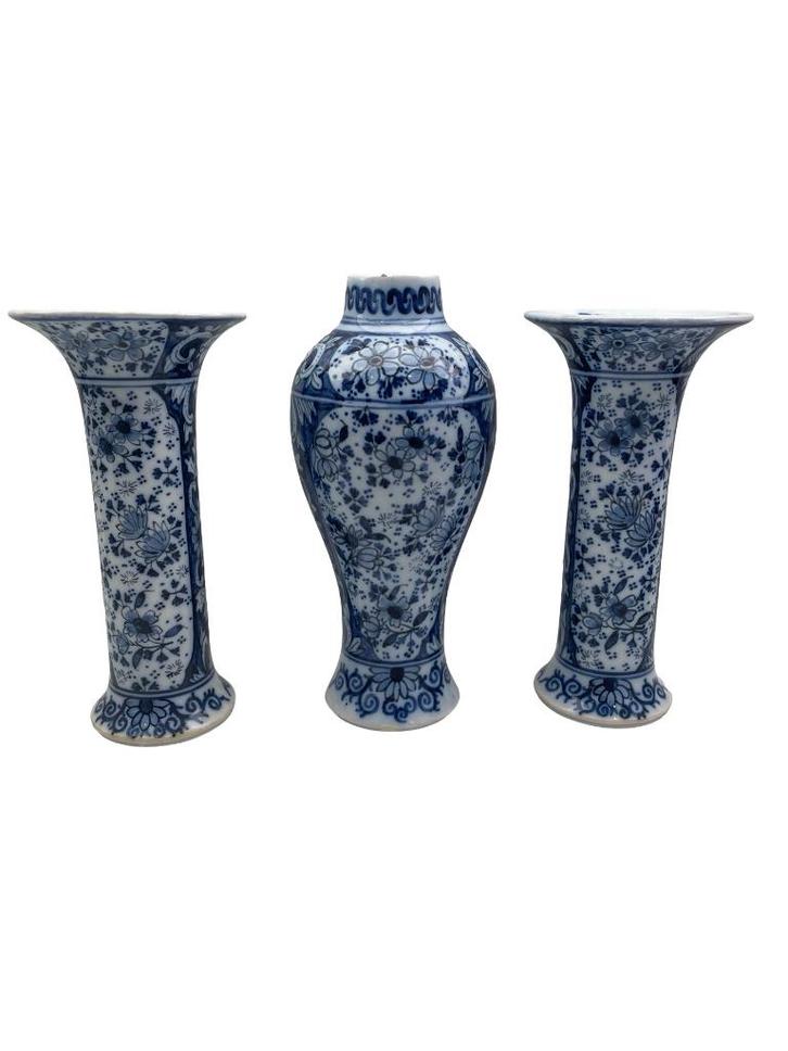 Boch Frères Delft decorvazen 2 rollen + vaas, Antiek en Kunst, Antiek | Keramiek en Aardewerk, Ophalen