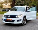 Tiguan Rline line sport automaat euro6b, Auto's, Automaat, Euro 5, Zwart, Wit