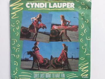 Cyndi Lauper - Girls Just Want To Have Fun (1983) beschikbaar voor biedingen