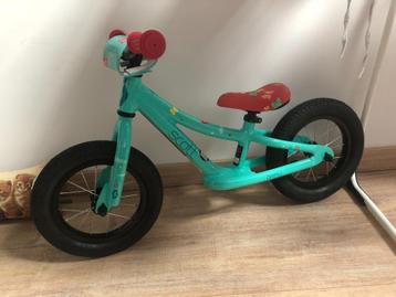 Scott Contessa Walker loopfiets beschikbaar voor biedingen