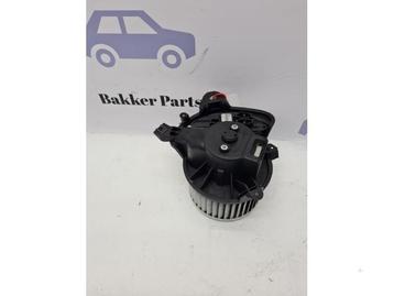 Kachel Ventilatiemotor van een Fiat Punto Grande beschikbaar voor biedingen