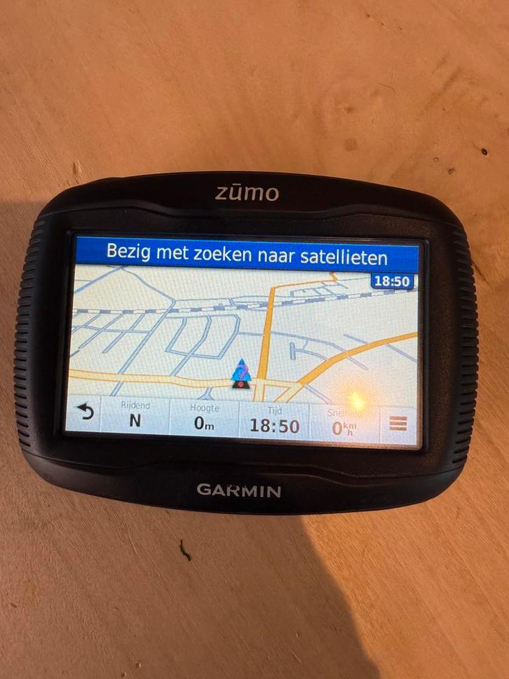 Garmin Zumo 340 LM + houder / kabel, Motoren, Accessoires | Navigatiesystemen, Gebruikt, Ophalen of Verzenden