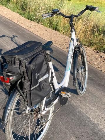 Veloci Elektrische fiets in perfecte staat beschikbaar voor biedingen