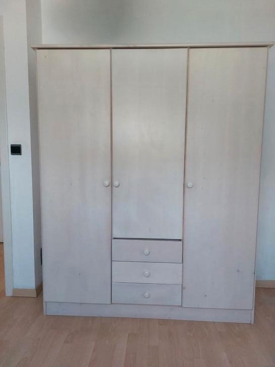 Kleerkast in massief hout, whitewash., Huis en Inrichting, Kasten | Kleerkasten, Gebruikt, 150 tot 200 cm, 100 tot 150 cm, 50 tot 75 cm