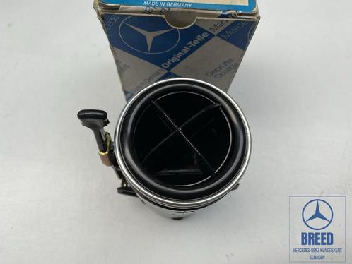 NOS luchtrooster dashboard links Mercedes-Benz W114 W115, Auto-onderdelen, Dashboard en Schakelaars, Mercedes-Benz, Nieuw, Ophalen of Verzenden