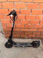 E step ducati pro 2 plus, Fietsen en Brommers, Ophalen, Gebruikt, Elektrische step (E-scooter), Ducati