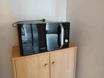 combi microgolfoven beschikbaar voor biedingen