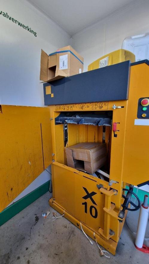 Bramidan X10 balenpers voor papier & karton, Zakelijke goederen, Kantoor en Winkelinrichting | Magazijn, Stelling en Opslag, Ophalen