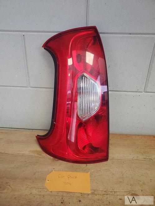 Fiat Panda 2012 - 2019 achterlicht links klein plekje €30, Auto-onderdelen, Verlichting, Fiat, Gebruikt, Ophalen of Verzenden