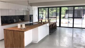 Woonbeton – moderne afwerking voor binnenruimtes beschikbaar voor biedingen