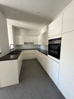 Moderne keuken (wit-zwart), Ophalen, U-keuken, Wit, Graniet of Steen