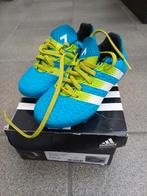 Voetbal schoenen voor kinderen merk Adidas, Ophalen, Schoenen