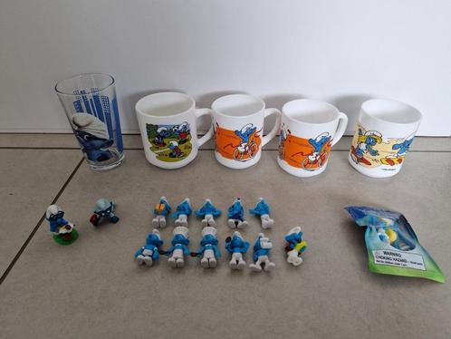 Smurfen : mokken - glas - figuurtjes - sleutelhanger, Verzamelen, Smurfen, Brilsmurf, Ophalen of Verzenden