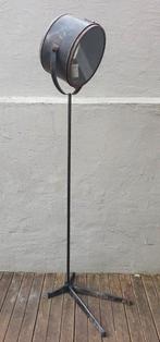 Industriële vloerlamp tripod scheepslamp theaterlamp lamp, Huis en Inrichting, Lampen | Vloerlampen, Ophalen, Zo goed als nieuw