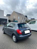 Skòda Fabia 1.2i essence, Autos, Achat, Entretenue par le concessionnaire, Particulier, USB