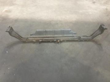 RADIATEURBALK Ford Puma (01-1997/06-2002) beschikbaar voor biedingen