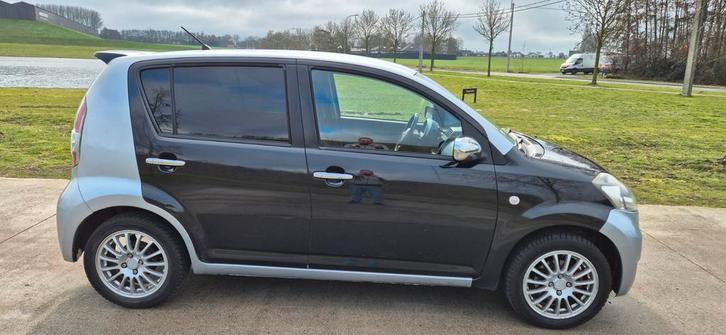 Daihatsu Sirion 1.3i benzine., Auto's, Daihatsu, Particulier, Sirion, ABS, Achteruitrijcamera, Airbags, Airconditioning, Alarm