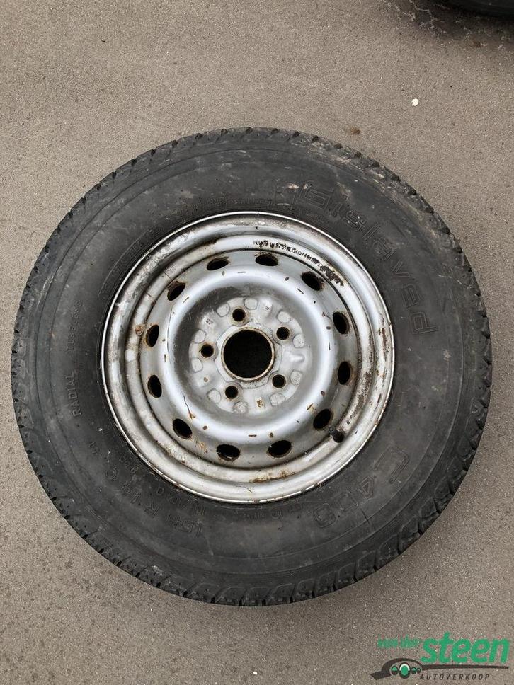 Toyota Hi-Ace Hi- Lux Band 195-14C en Velg 529104A000, Auto-onderdelen, Banden en Velgen, Banden en Velgen, Zomerbanden, 14 inch