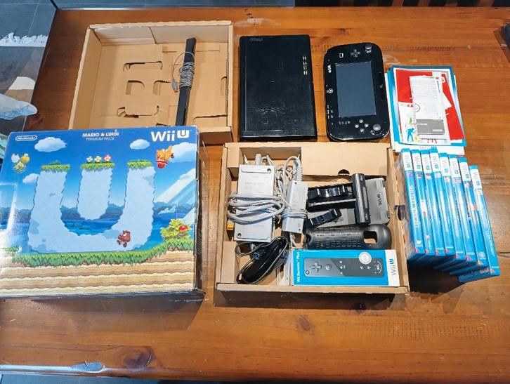 WII U en boîte avec 8 excellents jeux, Games en Spelcomputers, Games | Nintendo Wii U, Ophalen of Verzenden