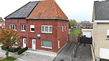 Huis te koop in Sint-Eloois-Winkel, 3 slpks beschikbaar voor biedingen