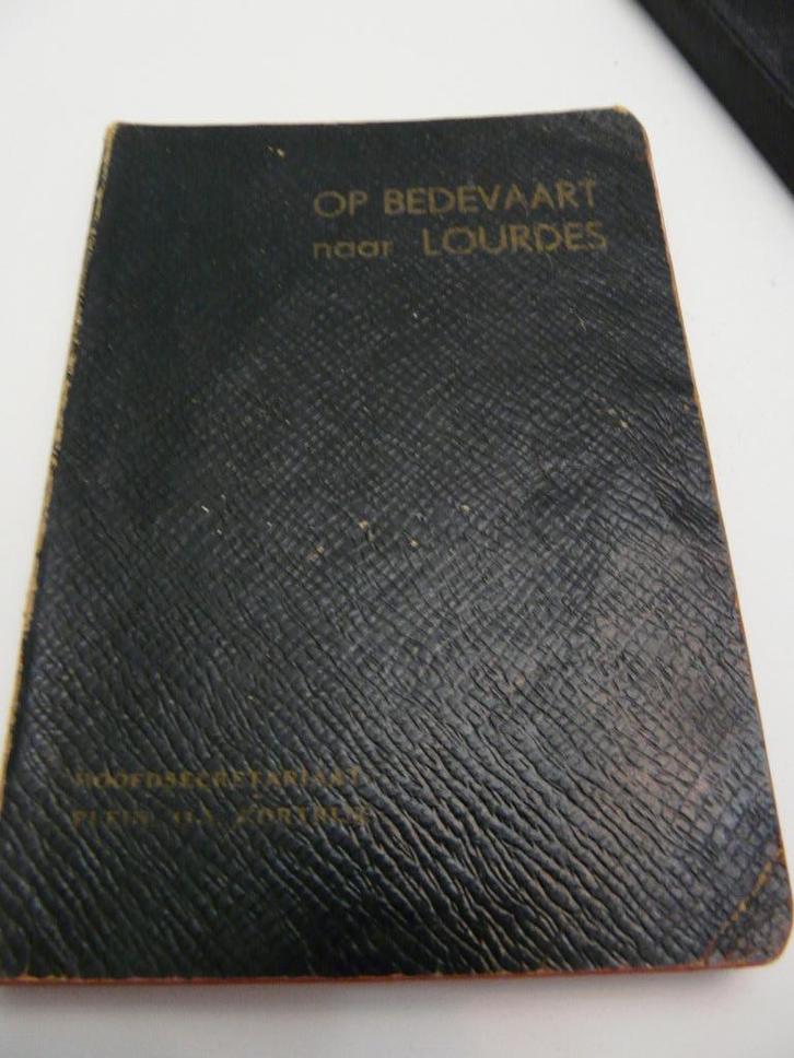 vintage diverse kerkboeken e.a. gebedsboeken, Verzamelen, Religie, Gebruikt, Christendom | Katholiek, Boek, Ophalen