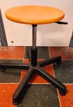 Tabouret de barre Pivotant, Ophalen, Zo goed als nieuw, Hout