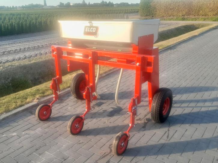 Rijenstrooier / Schoffelmachine Combi, Tuin en Terras, Planten | Fruitbomen, Overige soorten, Ophalen