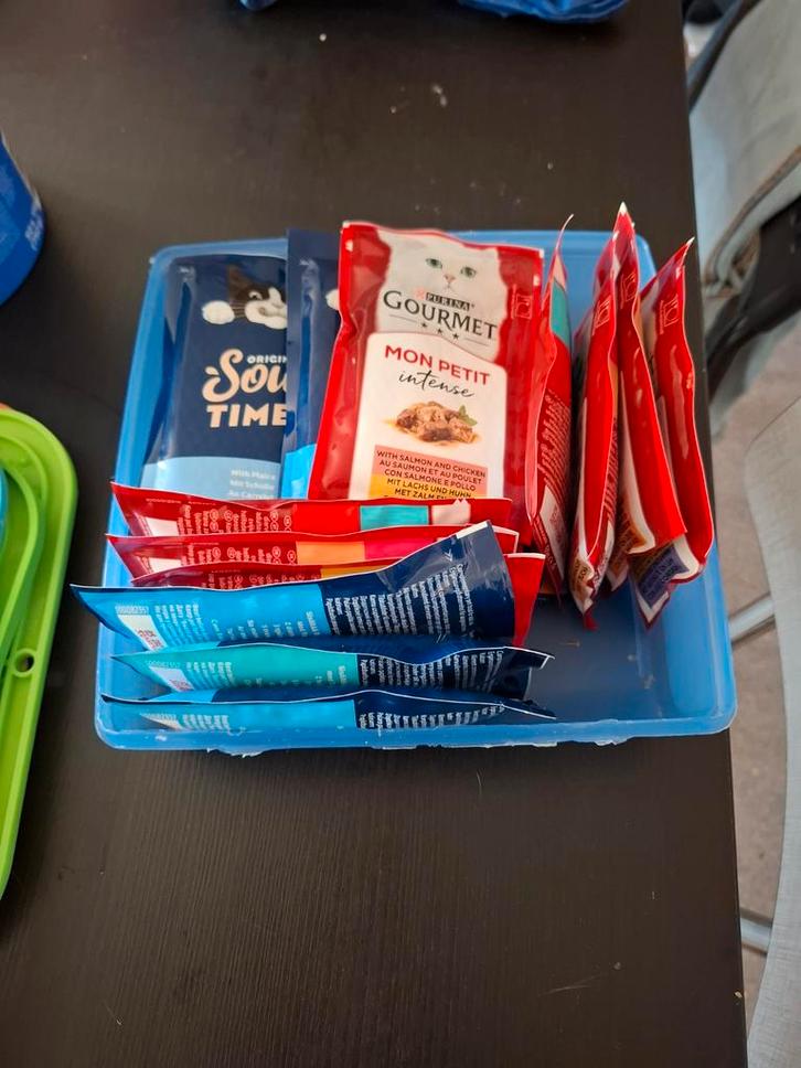 Vooral blauw, Dieren en Toebehoren, Dierenvoeding, Kat, Ophalen of Verzenden