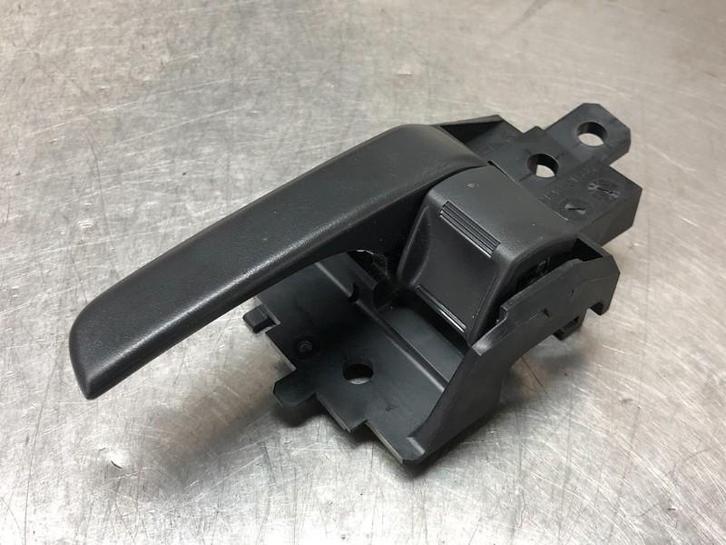 PORTIERGREEP BUITEN LINKS VOOR Eclipse Cross (GK / GL), Auto-onderdelen, Carrosserie, Mitsubishi, Voor, Links, Gebruikt