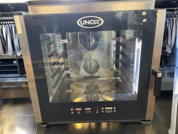 Professionele oven Unox XBC605 met onderstel