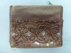 portemonneetje of pochette bronskleurig met kraaltjes, Ophalen of Verzenden, Gebruikt, Overige kleuren, Overige merken