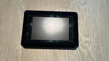 Digitale fotokader beschikbaar voor biedingen