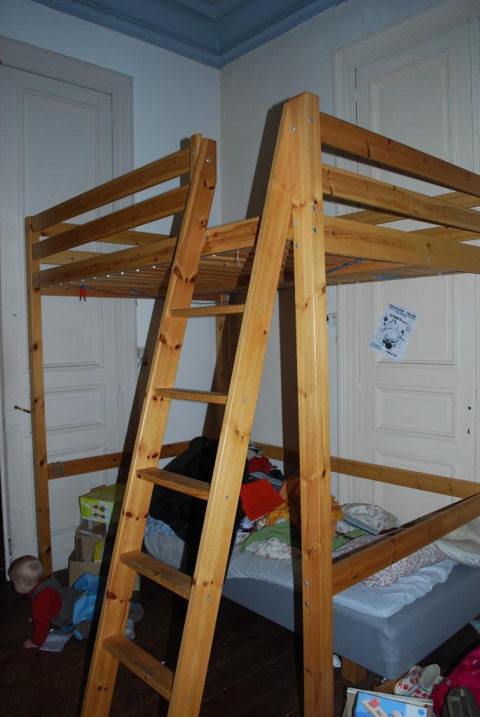 Lit double ikea, Huis en Inrichting, Slaapkamer | Stapelbedden en Hoogslapers, Gebruikt, Ophalen
