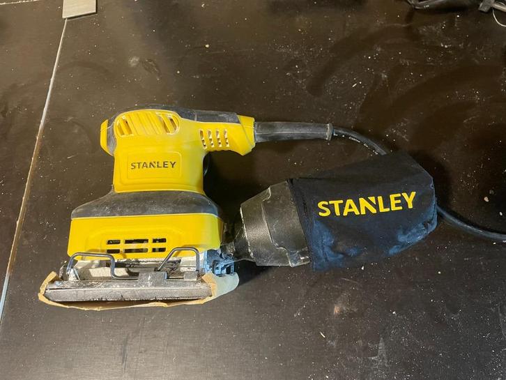 Stanley schuurmachine SS24 (240w), Doe-het-zelf en Bouw, Gereedschap | Schuurmachines, Gebruikt, Vlakschuurmachine, Minder dan 600 watt