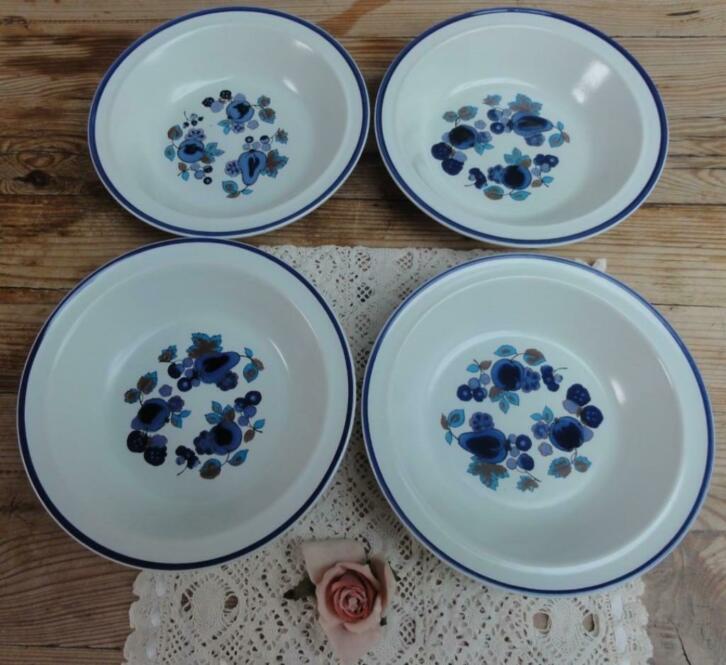 Vintage schaaltjes met fruitmotief, Royal Doulton, Festival, Huis en Inrichting, Keuken | Servies, Zo goed als nieuw, Kom(men)