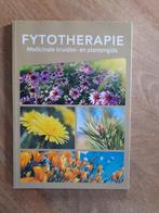 Boek 'Fytotherapie praktische kruiden- en plantengids ', Boeken, Ophalen of Verzenden, Zo goed als nieuw