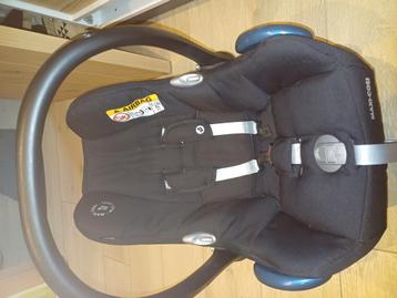 Maxi cosi beschikbaar voor biedingen