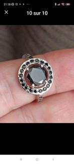 Massief zilveren ring met synthetische zwarte diamant, Handtassen en Accessoires, Ringen, Nieuw, Ophalen of Verzenden, Zilver