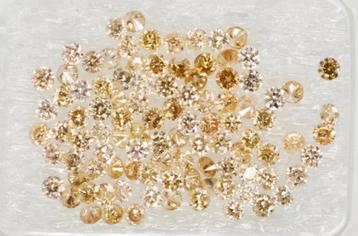 109 pcs Diamants - 1,25 carats - Gem Report Antwerp  disponible aux enchères