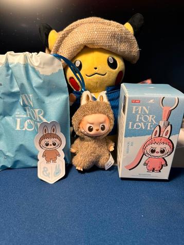 Pop Mart Labubu Pin for Love Series "&" Vinyl Plush Pendant beschikbaar voor biedingen