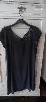 Feest jurkje in zijde, Maat 38/40 (M), Zwart, Ophalen of Verzenden, Zo goed als nieuw