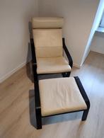 ikea poang ligzetel met voetenbank.  Zwart hout + ecru leder, Ophalen, Gebruikt