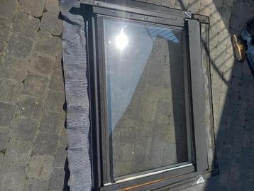 Velux raam beschikbaar voor biedingen