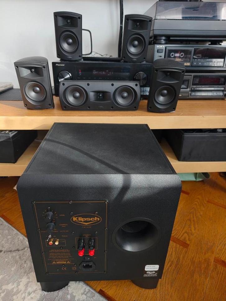 Klipsch Synergy + sub KSW 10, TV, Hi-fi & Vidéo, Enceintes, Comme neuf, Ensemble surround complet, 120 watts ou plus, Autres marques
