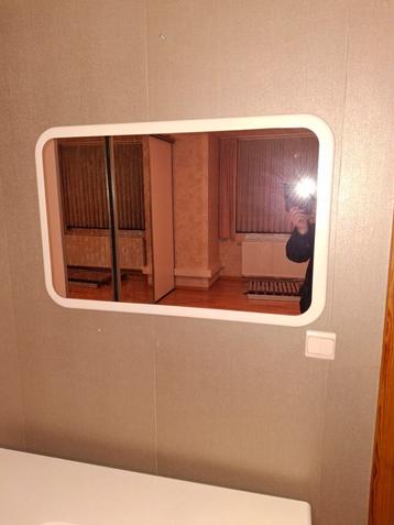 Mooie, witte spiegel (houten kader), Huis en Inrichting, Woonaccessoires | Spiegels, Ophalen, Zo goed als nieuw, Minder dan 50 cm