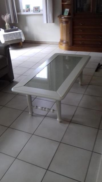 Salontafel beschikbaar voor biedingen